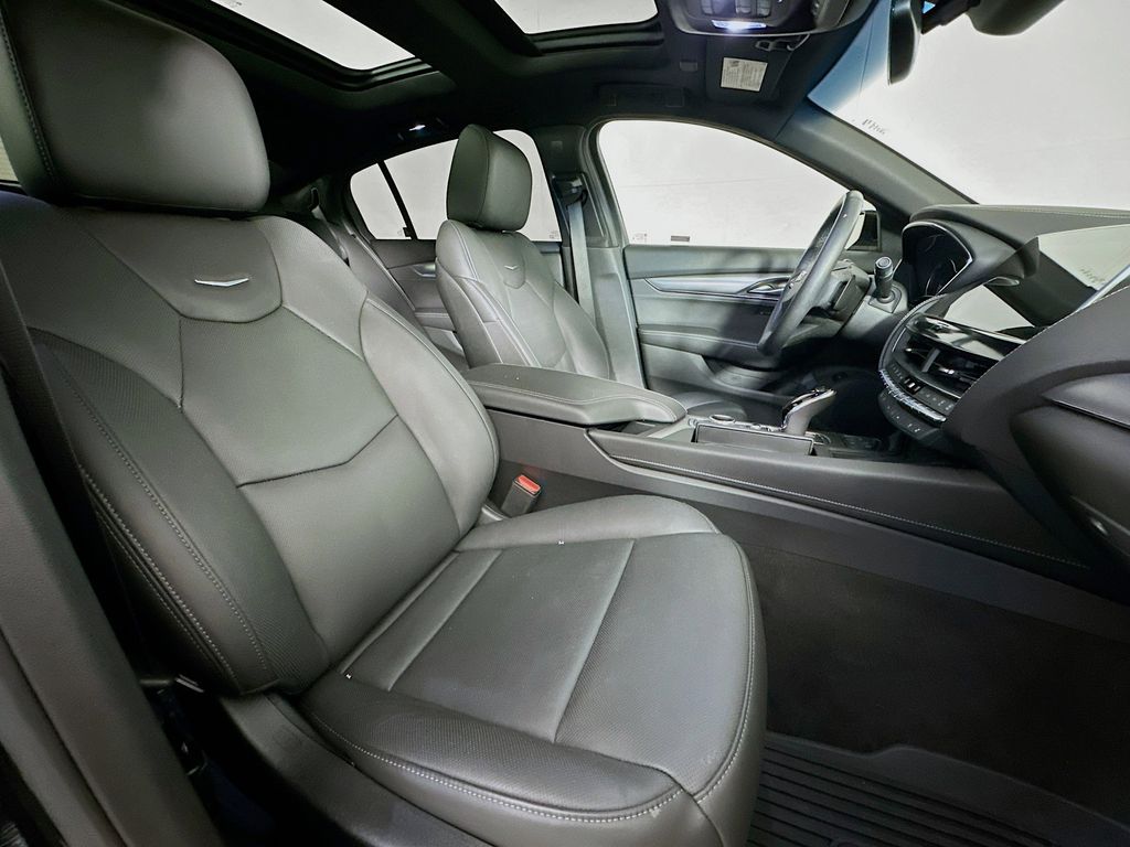 Thumbnail: 2023 Cadillac CT5 - 12