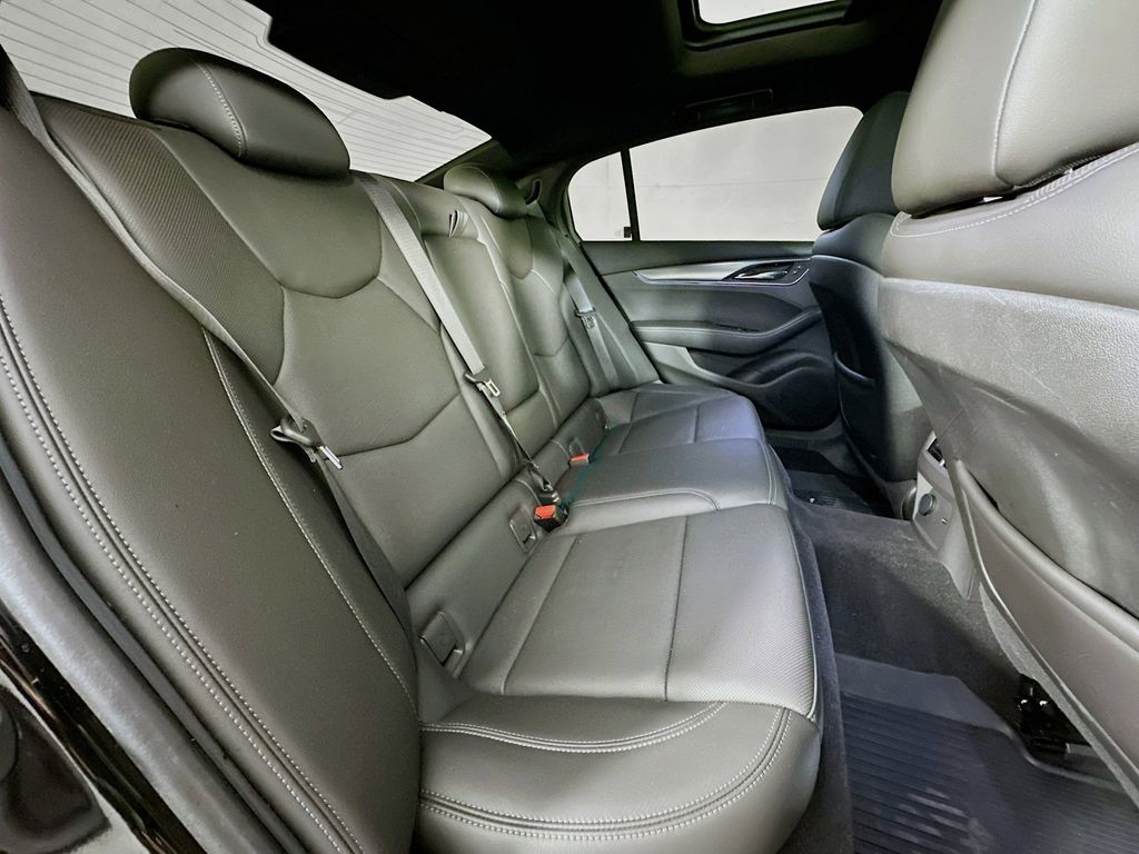 Thumbnail: 2023 Cadillac CT5 - 31