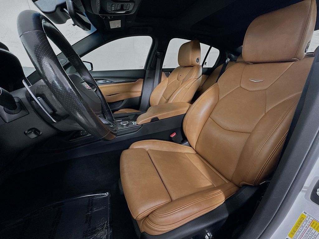 Thumbnail: 2021 Cadillac CT5 - 11