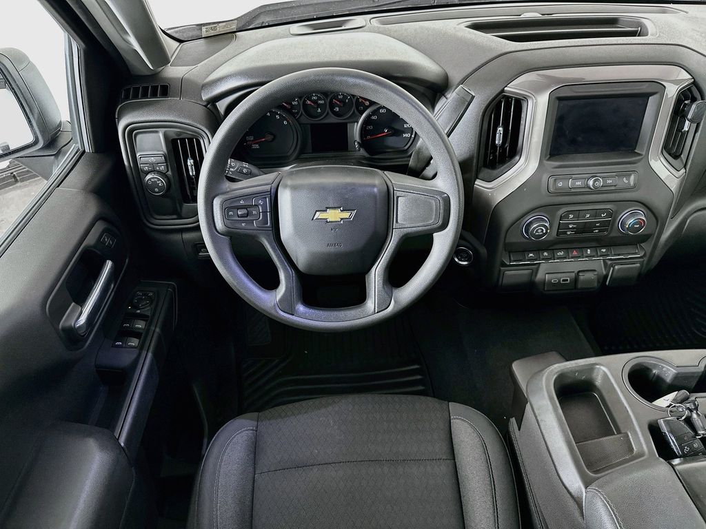 Thumbnail: 2023 Chevrolet Silverado 1500 - 9