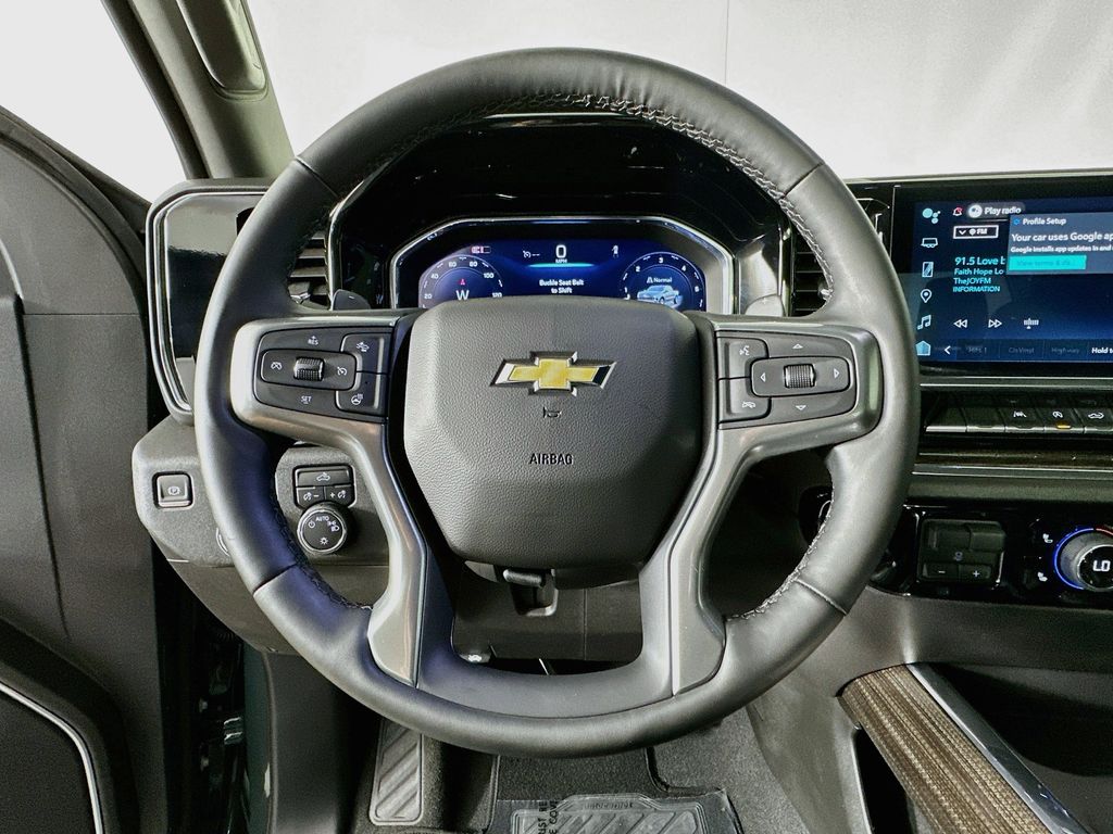 Thumbnail: 2025 Chevrolet Silverado 1500 - 15