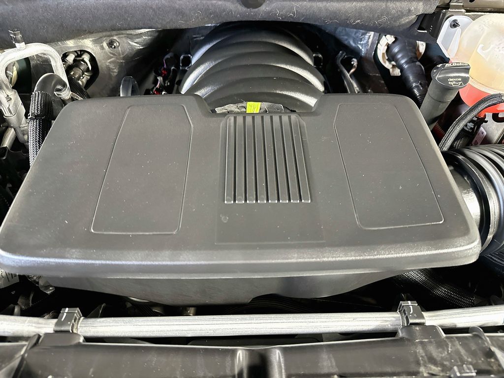 Thumbnail: 2025 Chevrolet Silverado 1500 - 9