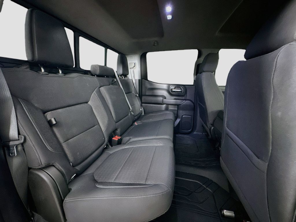 Thumbnail: 2020 Chevrolet Silverado 1500 - 30