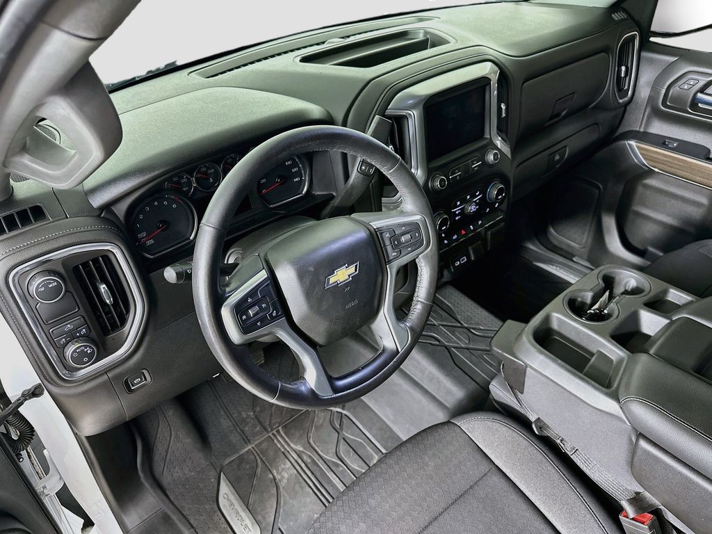 Thumbnail: 2020 Chevrolet Silverado 1500 - 2