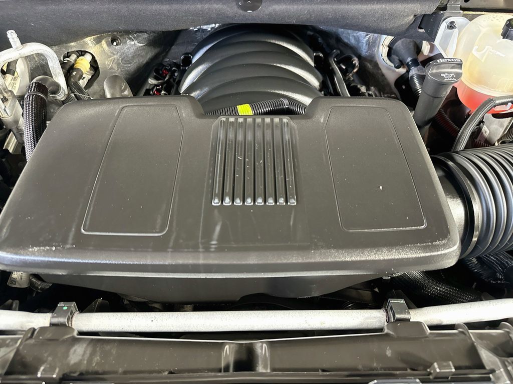 Thumbnail: 2020 Chevrolet Silverado 1500 - 9