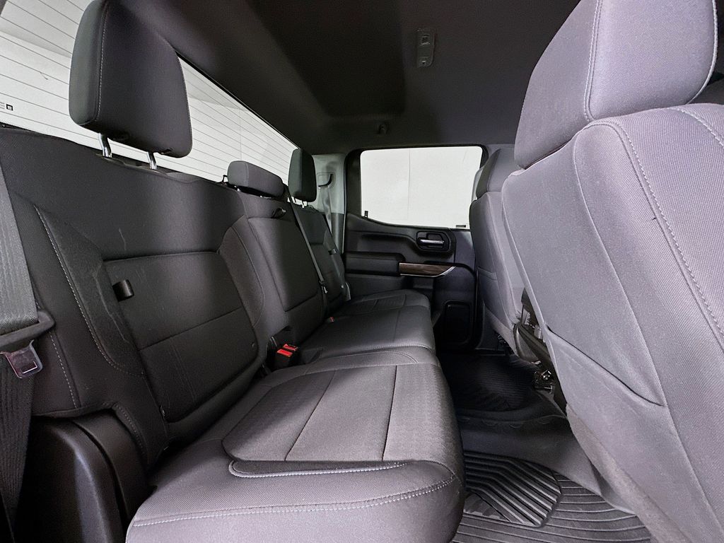 Thumbnail: 2022 Chevrolet Silverado 1500 - 31