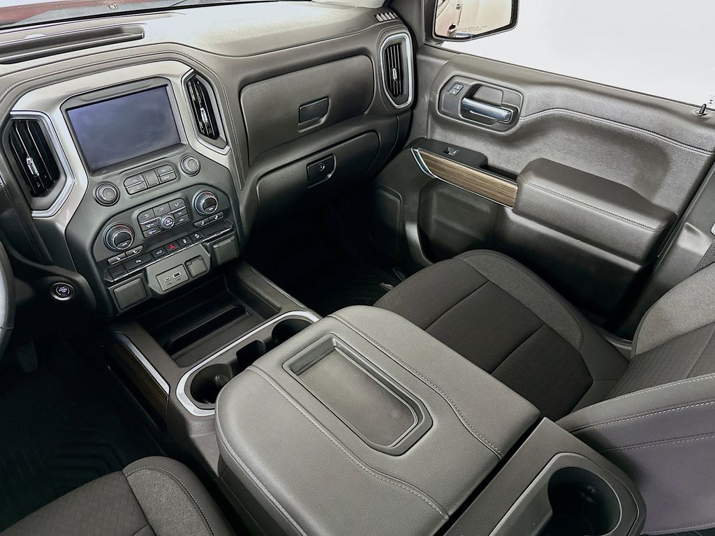 Thumbnail: 2022 Chevrolet Silverado 1500 - 13