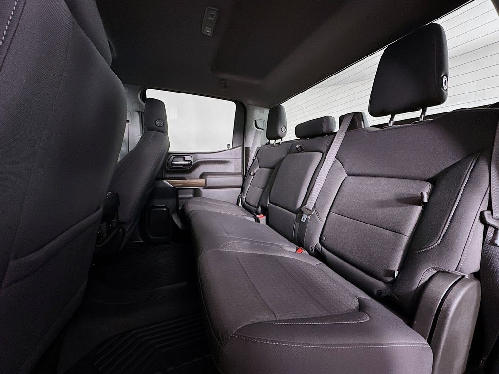 Thumbnail: 2022 Chevrolet Silverado 1500 - 12