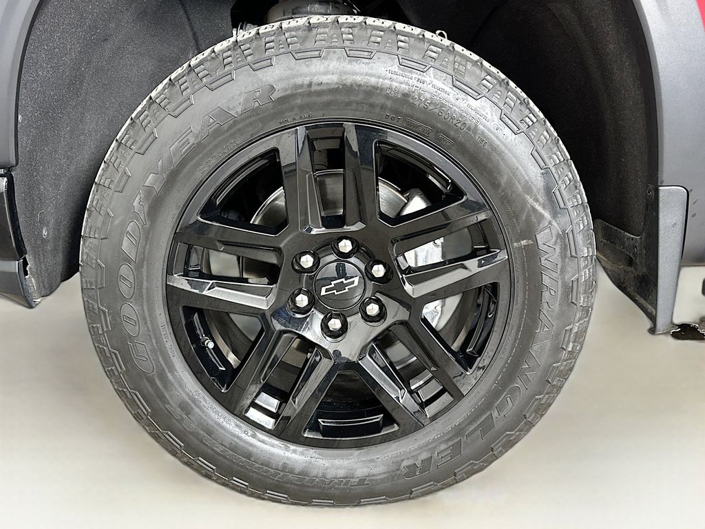 Thumbnail: 2022 Chevrolet Silverado 1500 - 8