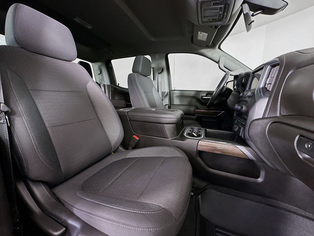 Thumbnail: 2022 Chevrolet Silverado 1500 - 11