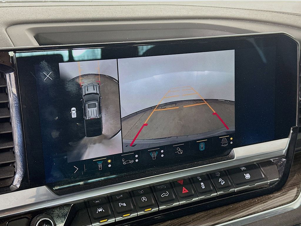 Thumbnail: 2023 Chevrolet Silverado 1500 - 28