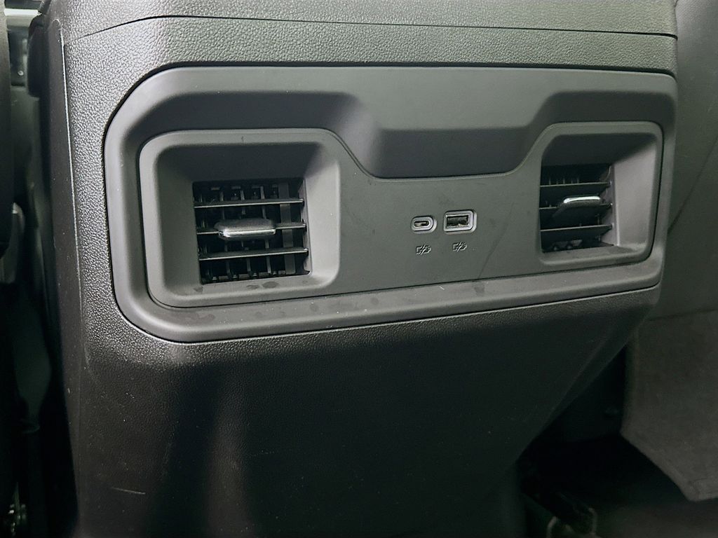 Thumbnail: 2023 Chevrolet Silverado 1500 - 21