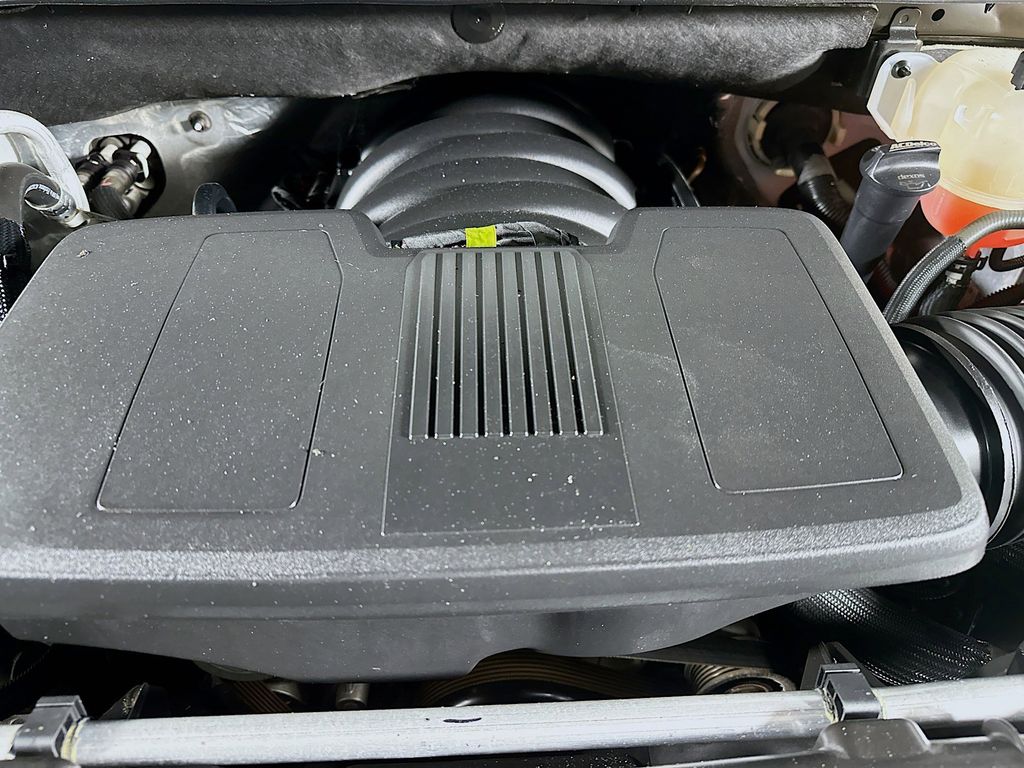 Thumbnail: 2023 Chevrolet Silverado 1500 - 23