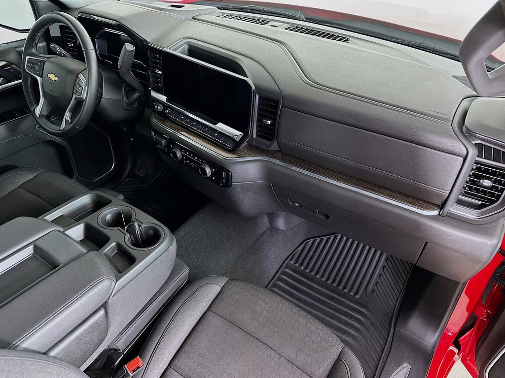 Thumbnail: 2025 Chevrolet Silverado 1500 - 30