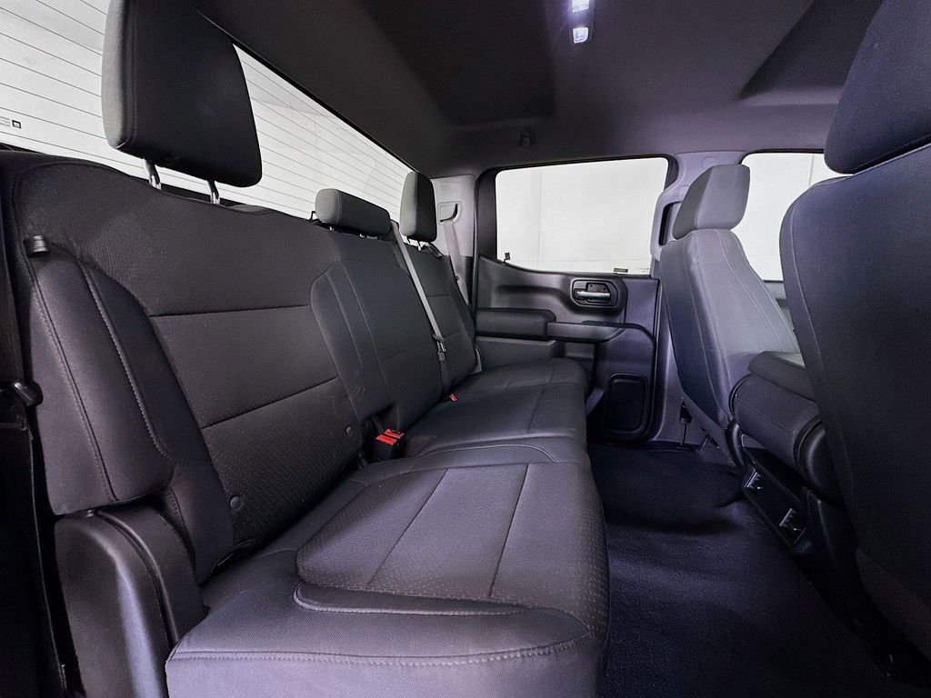 Thumbnail: 2019 Chevrolet Silverado 1500 - 29