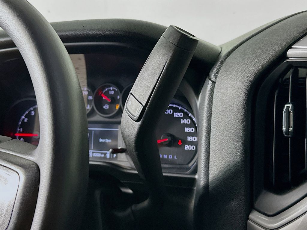 Thumbnail: 2019 Chevrolet Silverado 1500 - 21