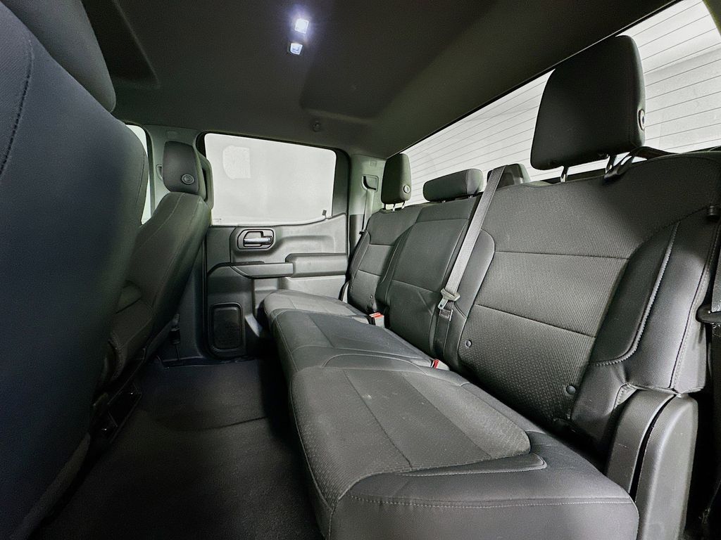 Thumbnail: 2019 Chevrolet Silverado 1500 - 12