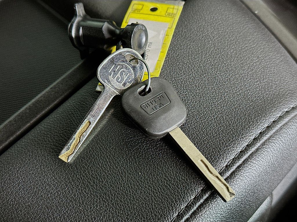 Thumbnail: 2019 Chevrolet Silverado 1500 - 17