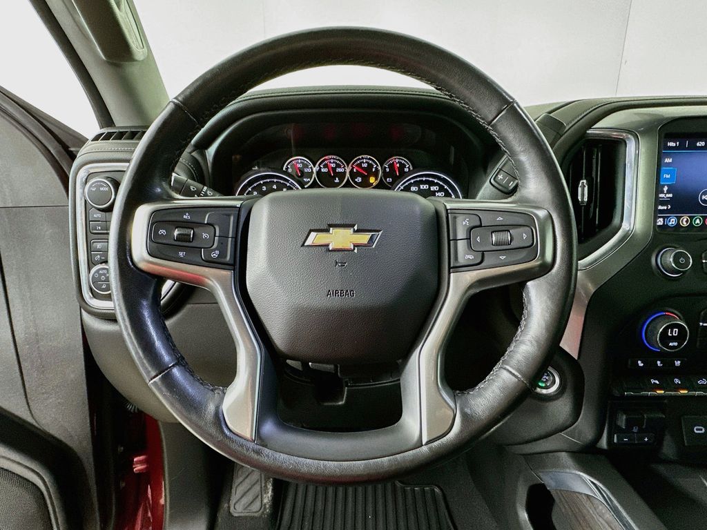 Thumbnail: 2020 Chevrolet Silverado 1500 - 15