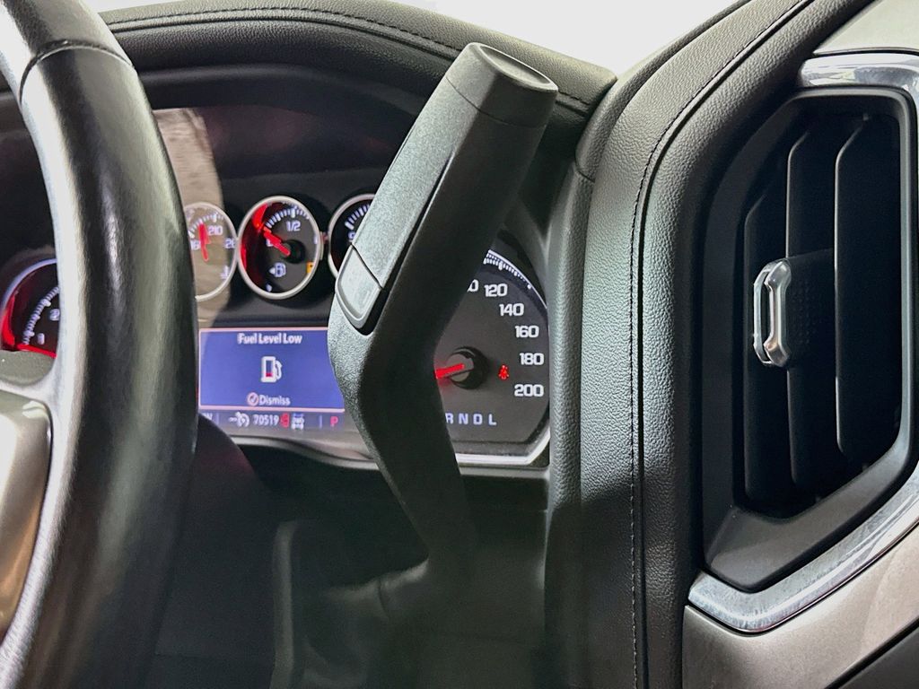 Thumbnail: 2020 Chevrolet Silverado 1500 - 24