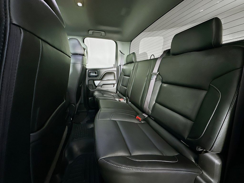 Thumbnail: 2017 Chevrolet Silverado 1500 - 17