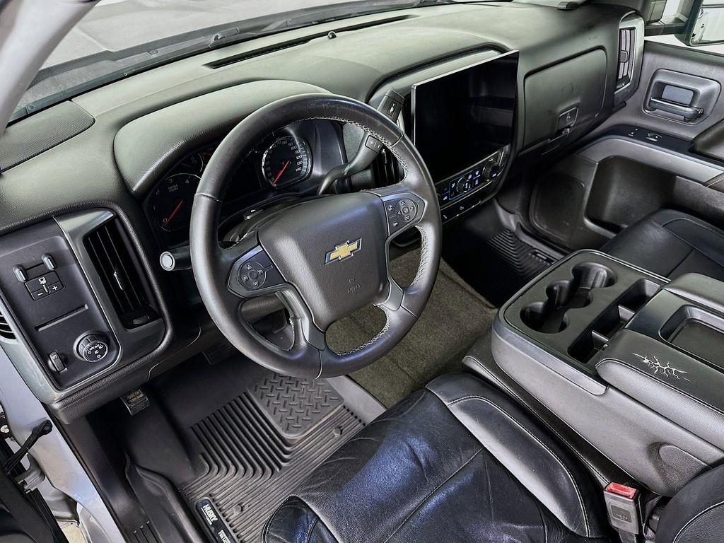 Thumbnail: 2017 Chevrolet Silverado 1500 - 2