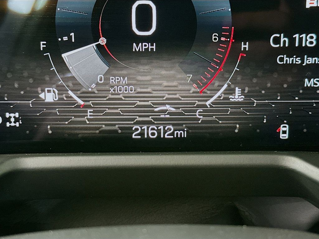 Thumbnail: 2025 GMC Acadia - 17