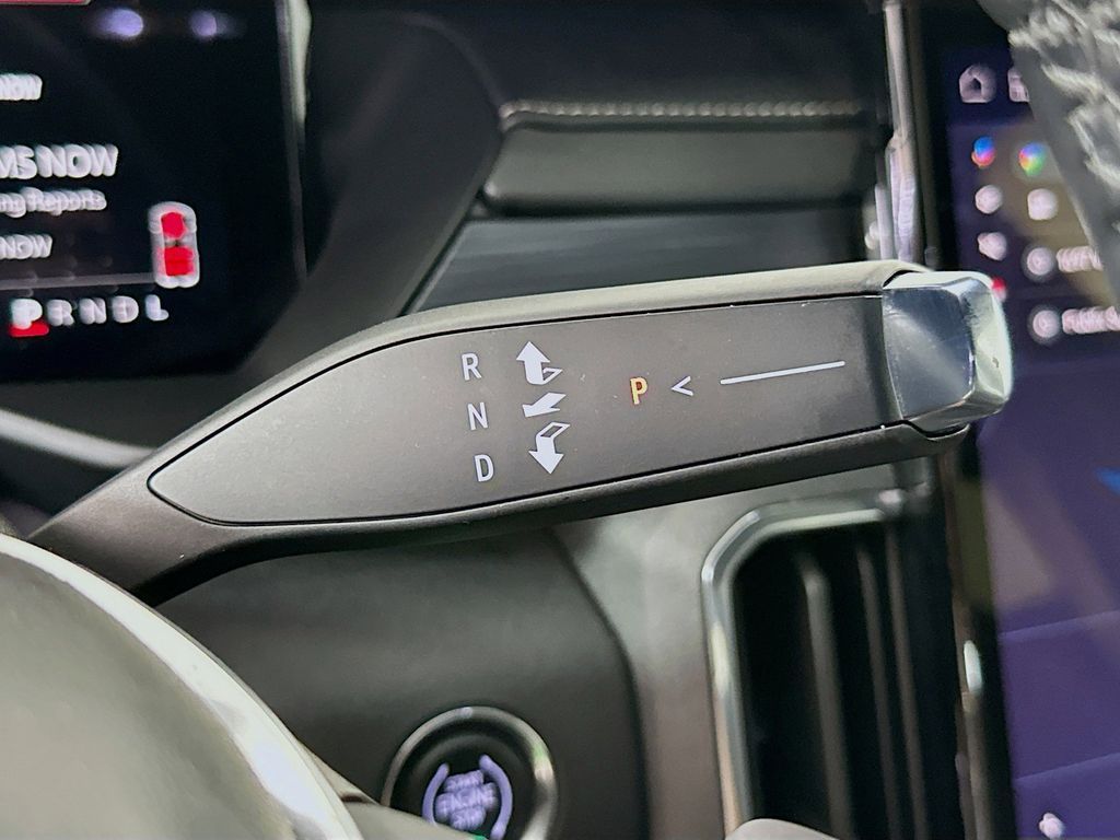 Thumbnail: 2025 GMC Acadia - 22