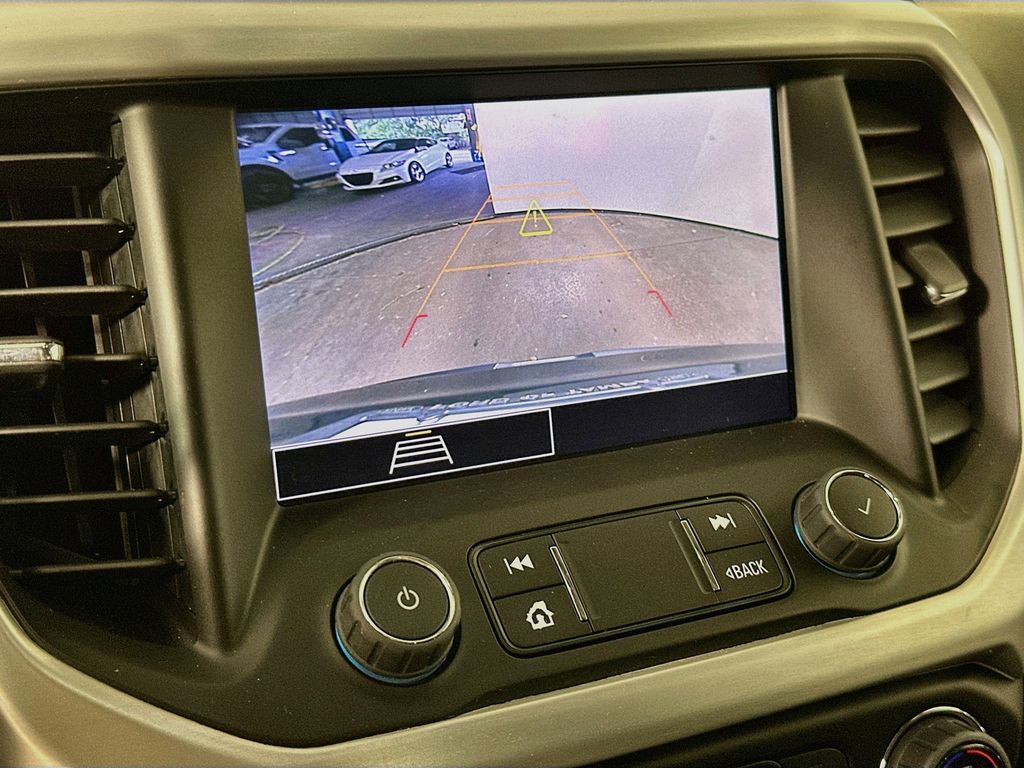 Thumbnail: 2023 GMC Acadia - 27