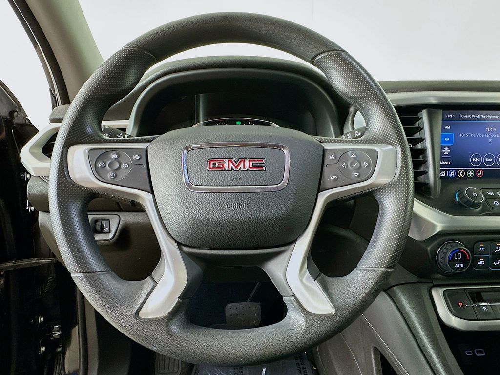 Thumbnail: 2023 GMC Acadia - 15