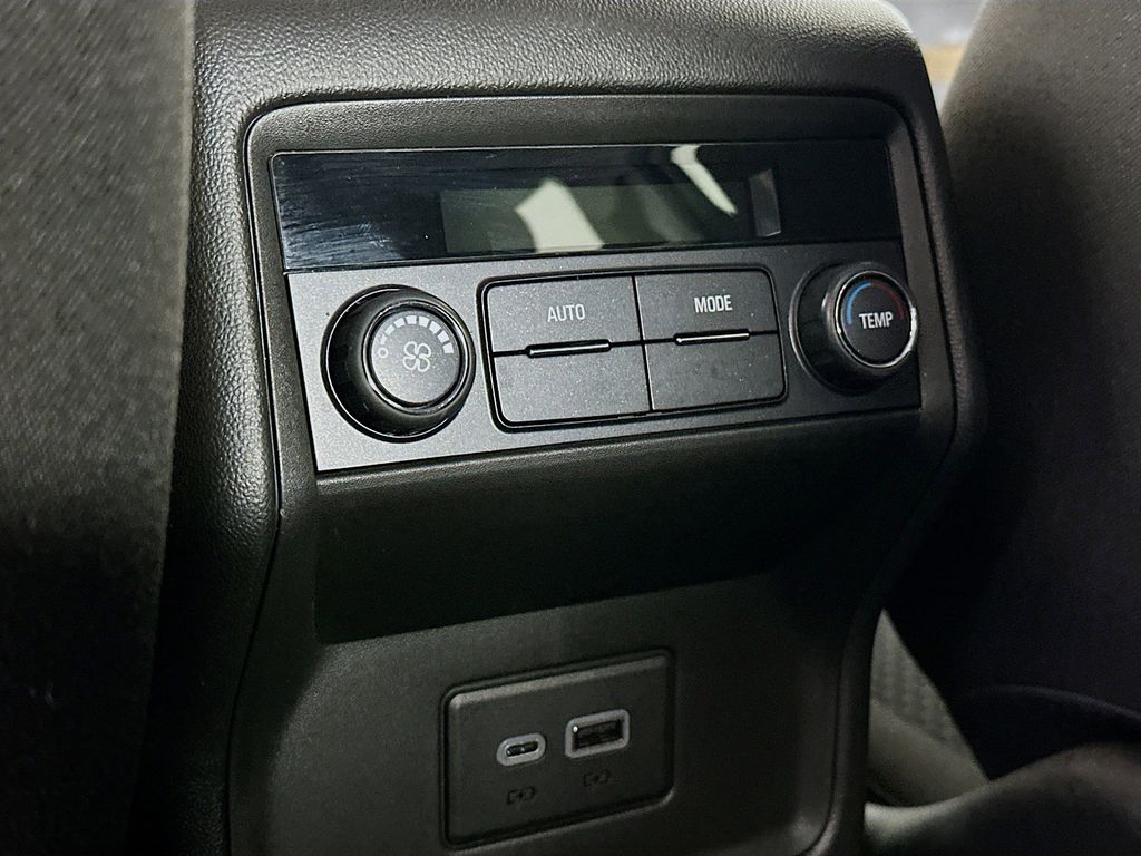 Thumbnail: 2023 GMC Acadia - 20