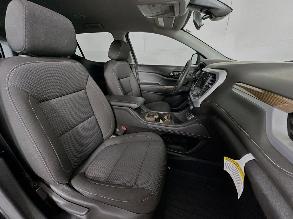 Thumbnail: 2023 GMC Acadia - 12