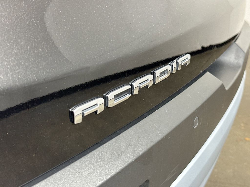 Thumbnail: 2023 GMC Acadia - 7