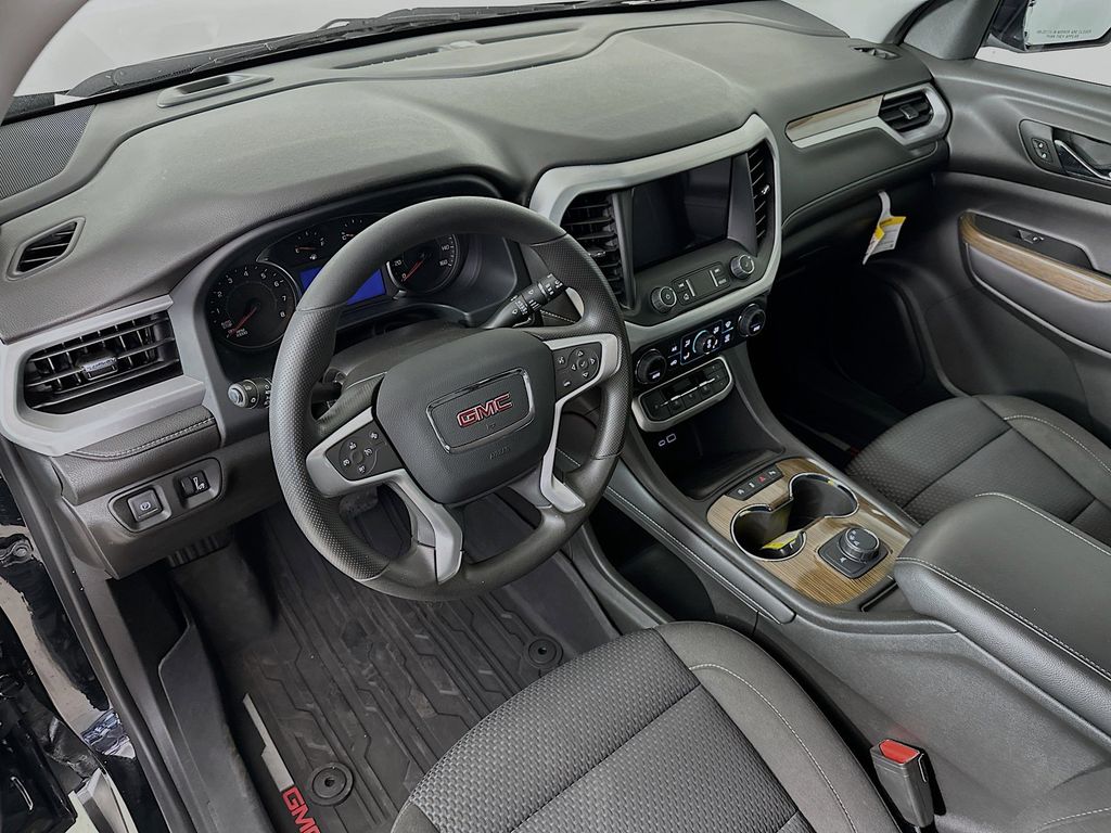 Thumbnail: 2023 GMC Acadia - 2