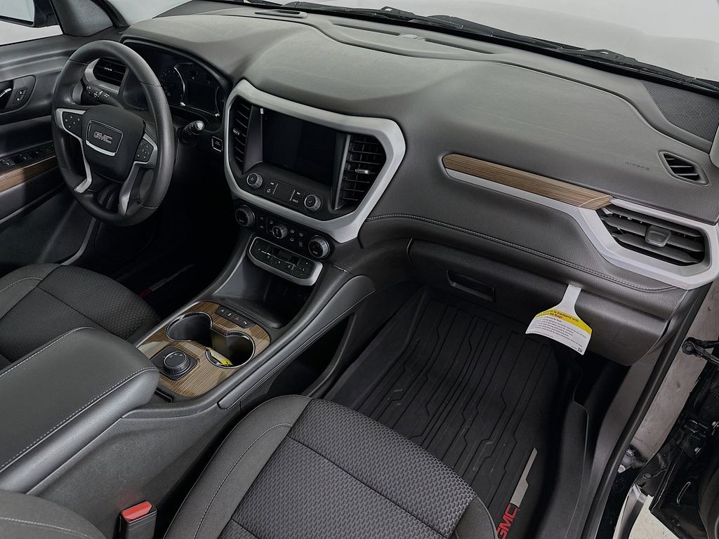 Thumbnail: 2023 GMC Acadia - 32