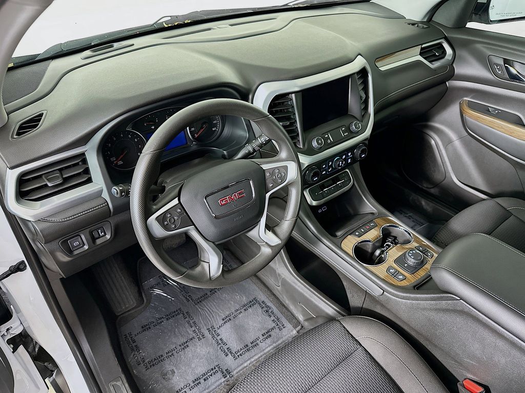 Thumbnail: 2023 GMC Acadia - 2