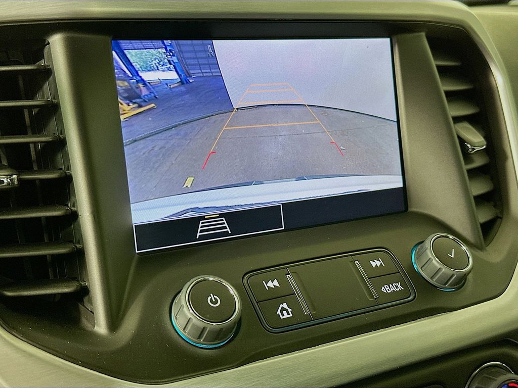Thumbnail: 2023 GMC Acadia - 26