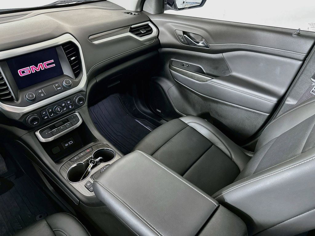 Thumbnail: 2023 GMC Acadia - 14