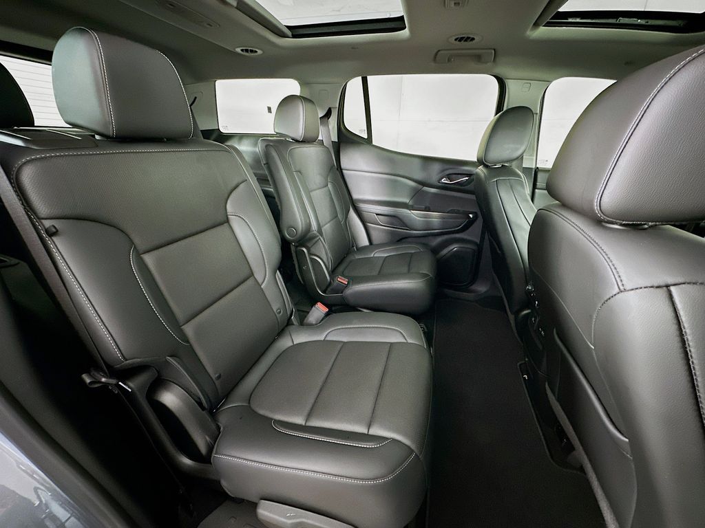 Thumbnail: 2021 GMC Acadia - 33