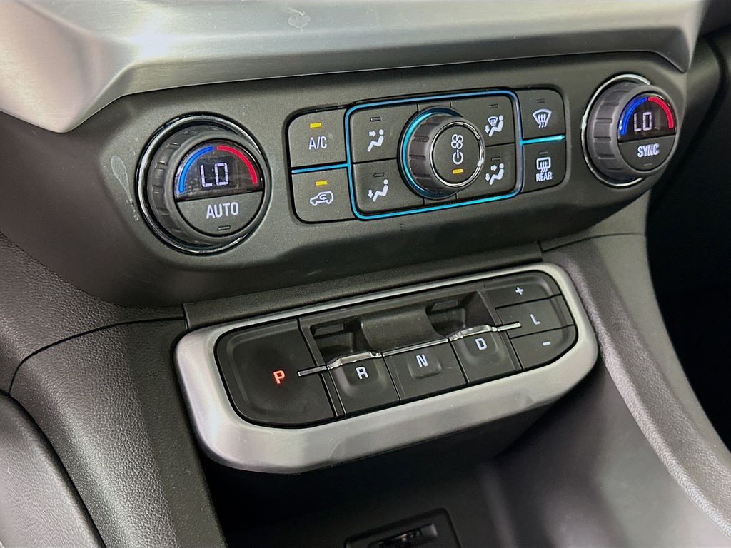Thumbnail: 2021 GMC Acadia - 21