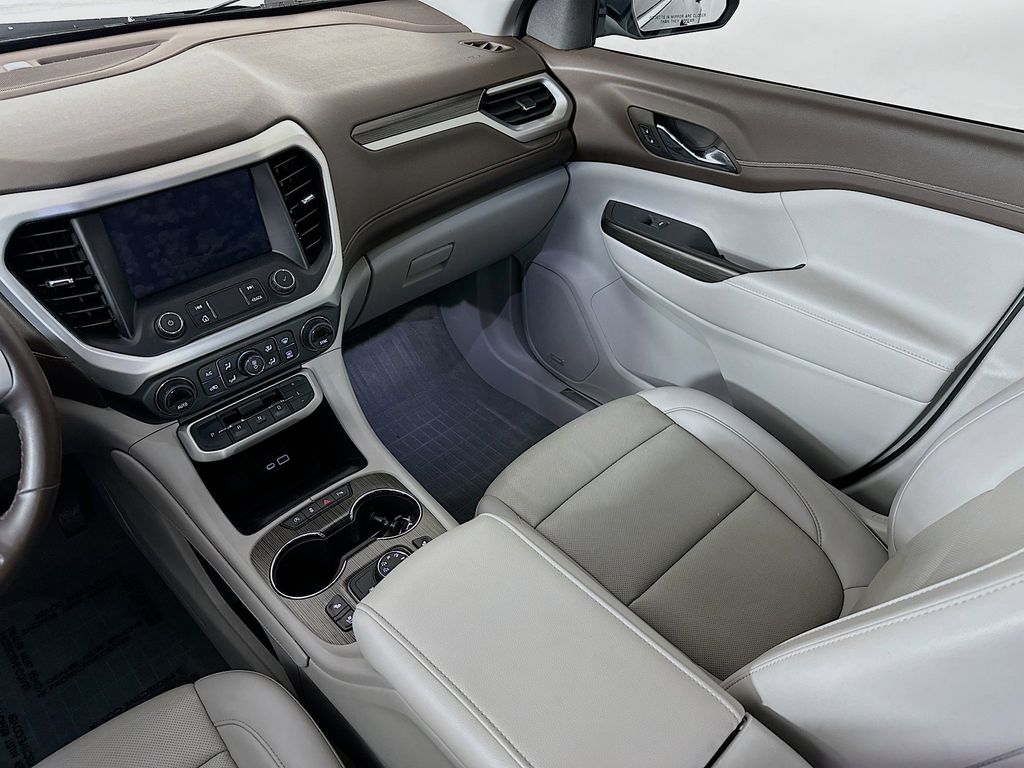 Thumbnail: 2023 GMC Acadia - 14