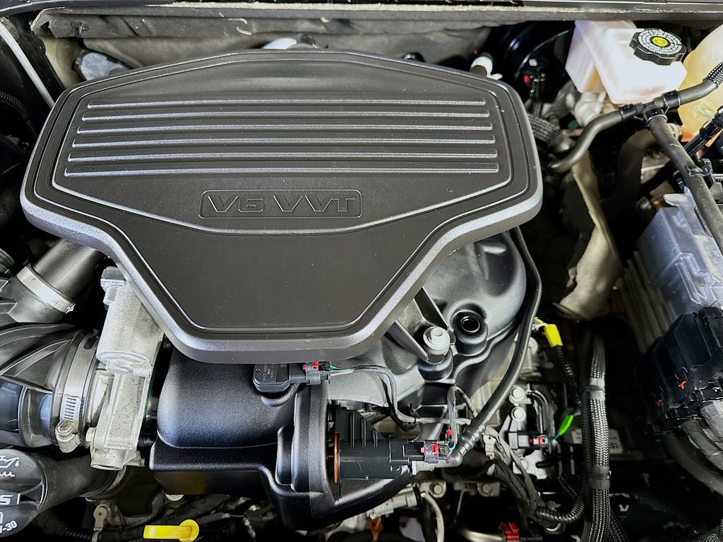 Thumbnail: 2023 GMC Acadia - 9