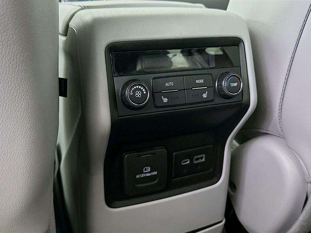 Thumbnail: 2023 GMC Acadia - 20