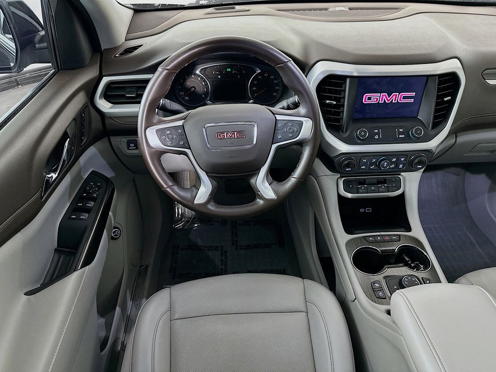 Thumbnail: 2023 GMC Acadia - 10