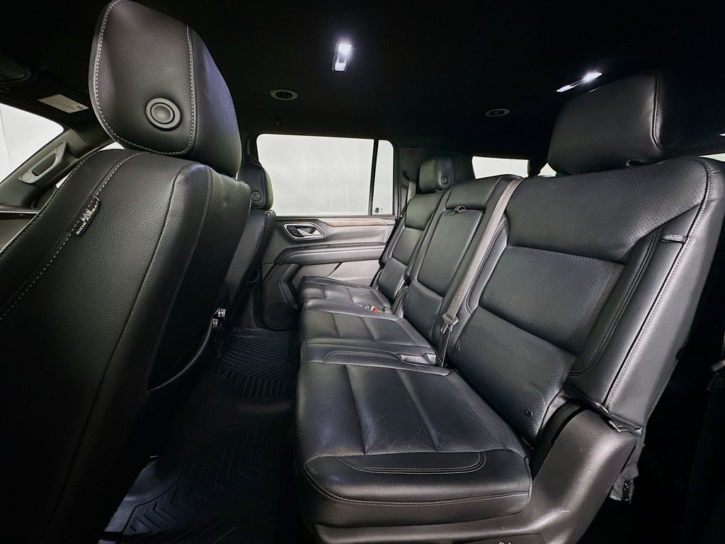 Thumbnail: 2022 GMC Yukon XL - 12