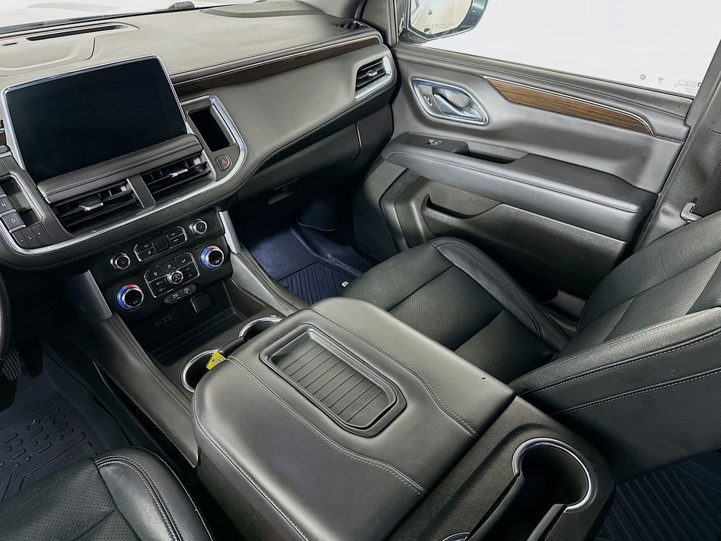 Thumbnail: 2022 GMC Yukon XL - 13