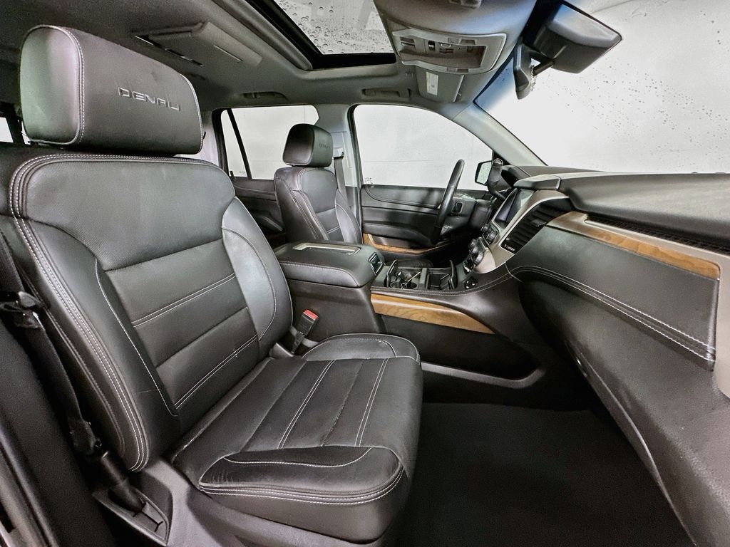 Thumbnail: 2019 GMC Yukon - 11