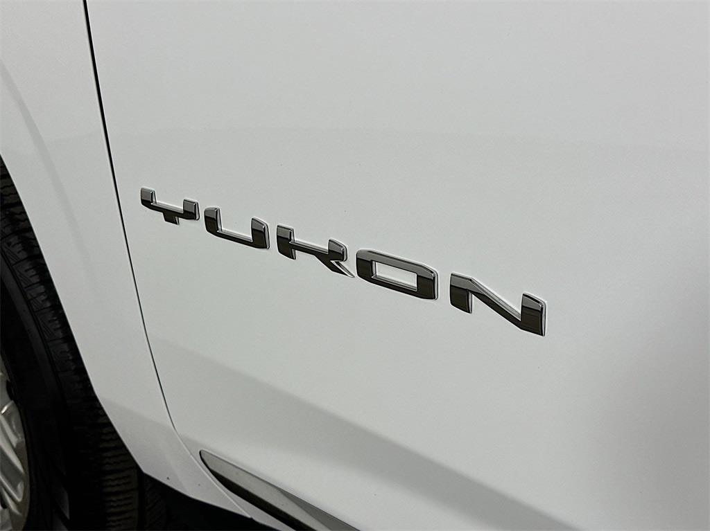 2023 GMC Yukon XL SLT 7