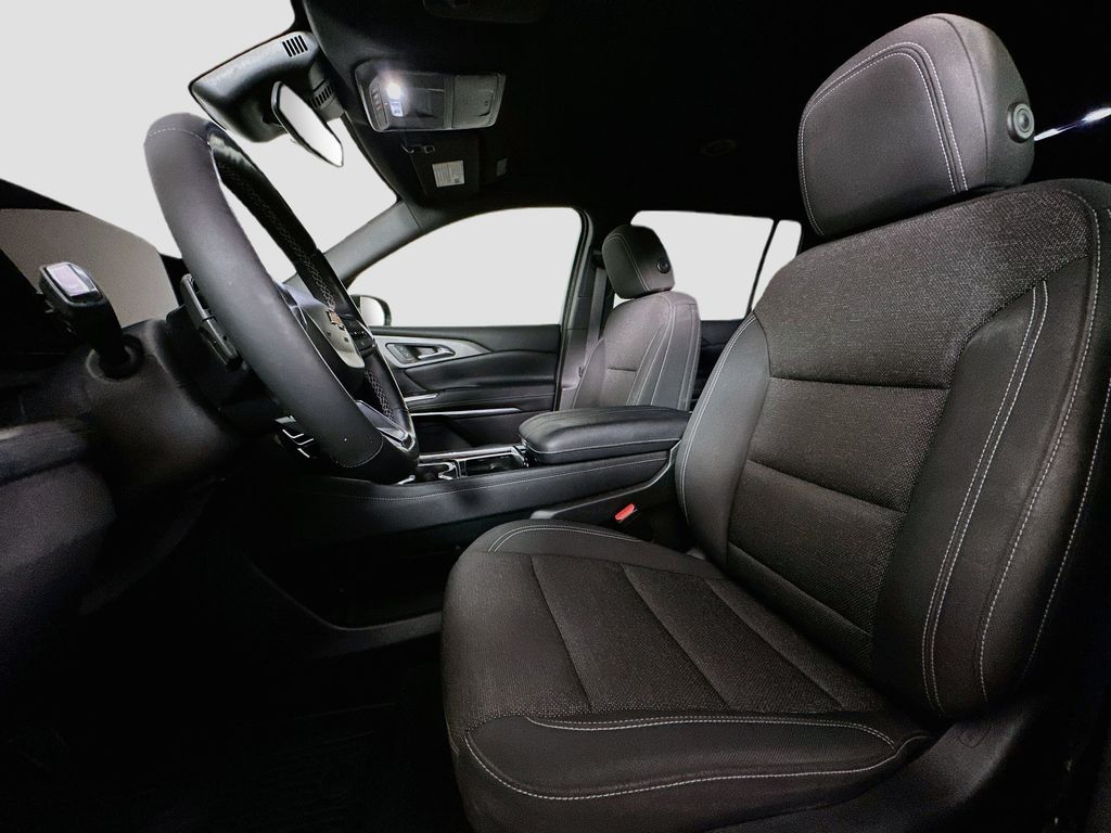 Thumbnail: 2024 Chevrolet Traverse - 10