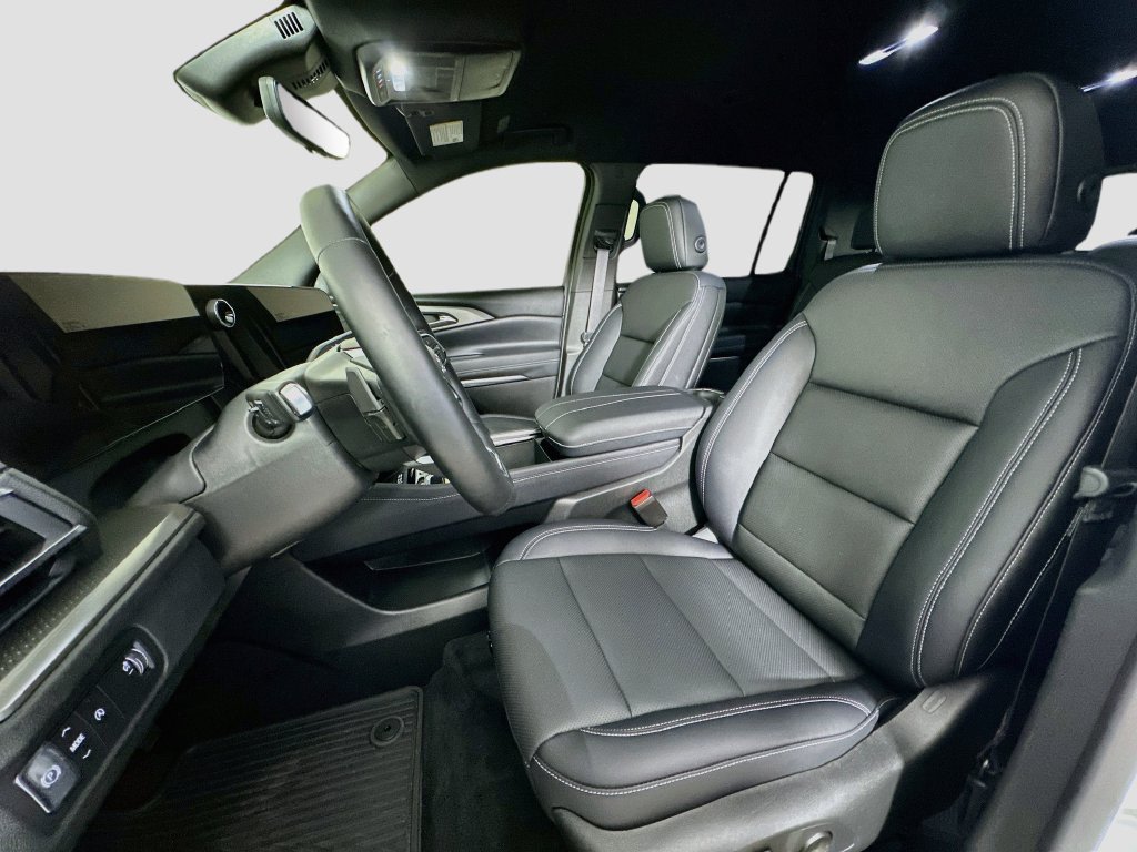 Thumbnail: 2026 Chevrolet Traverse - 11
